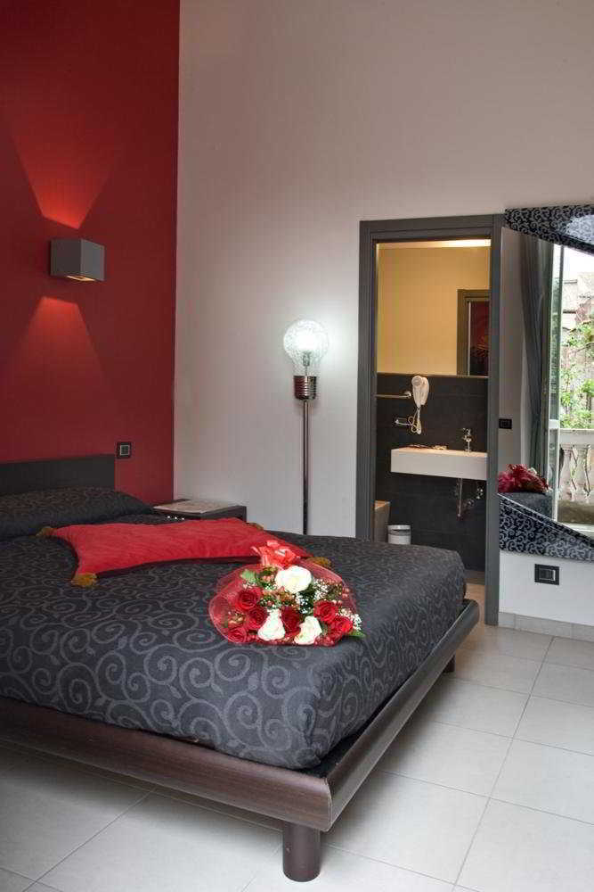 Crossing Roma 1 Otel Dış mekan fotoğraf